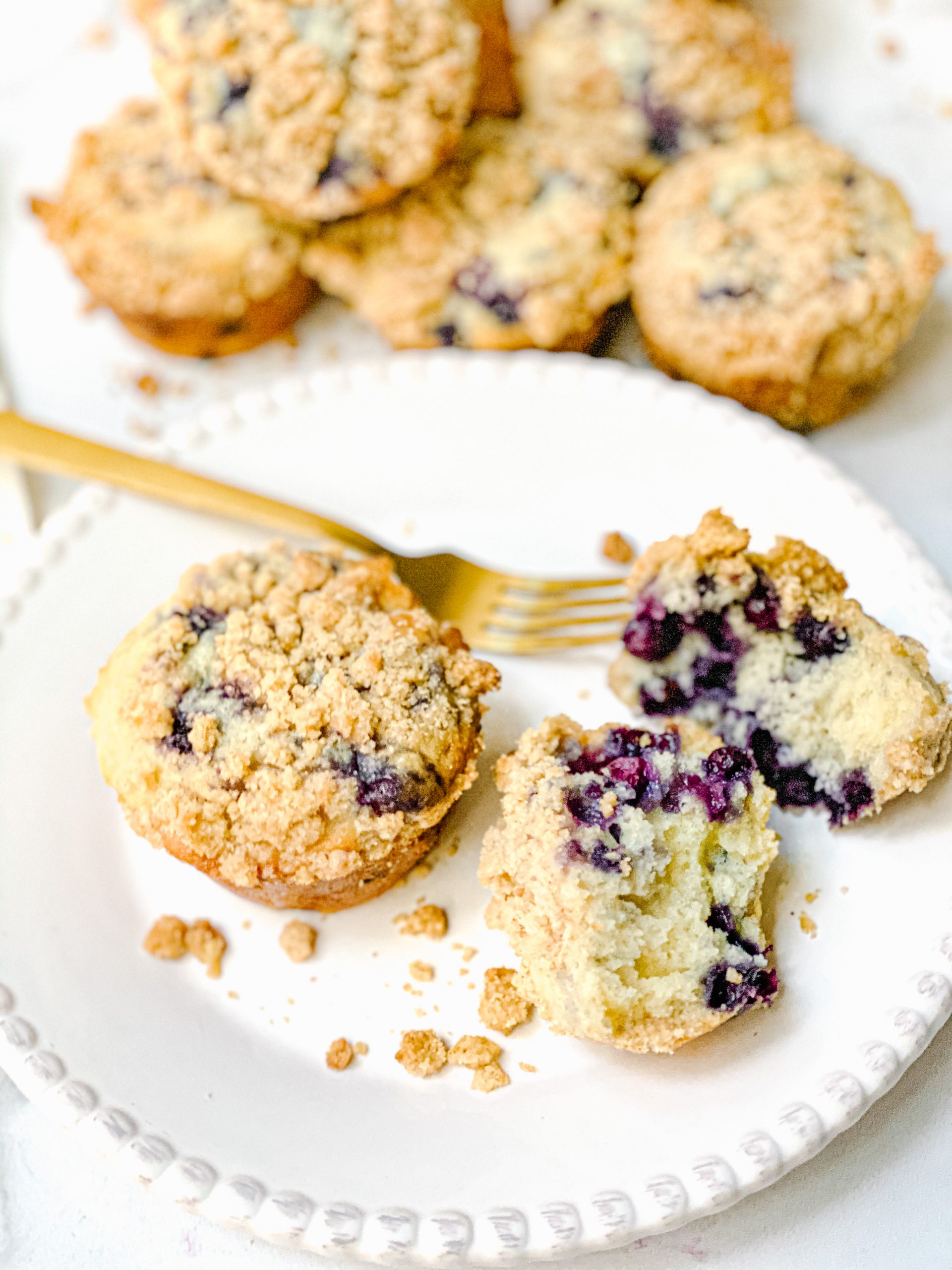 Cinnamon Crumble Top Blueberry Muffins - Plum Street Collective